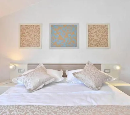 Penthouse Sol St Дом отдыха *