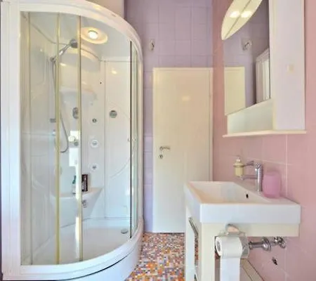 Penthouse Sol St